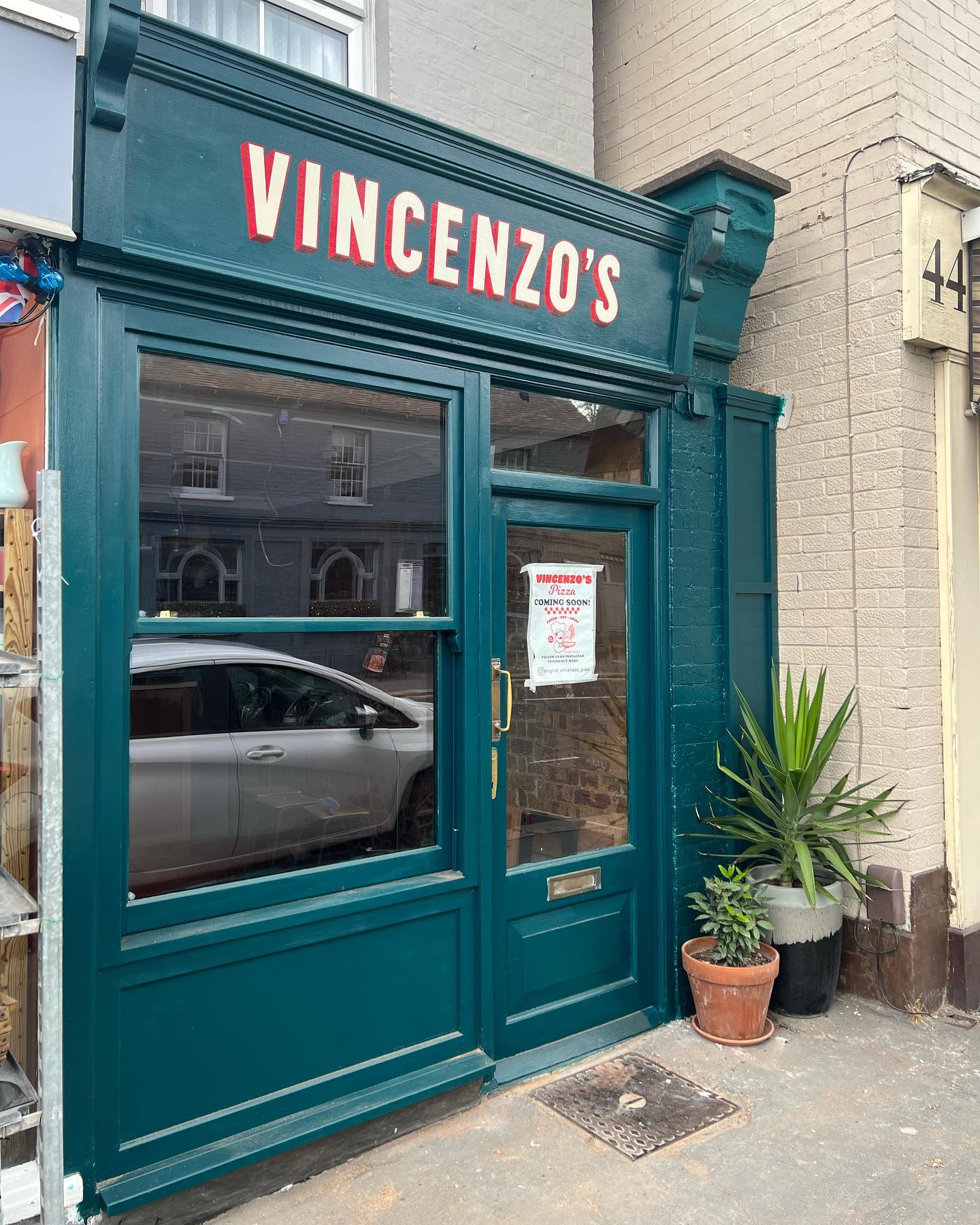 Vincenzo’s pizza set to open in Bushey