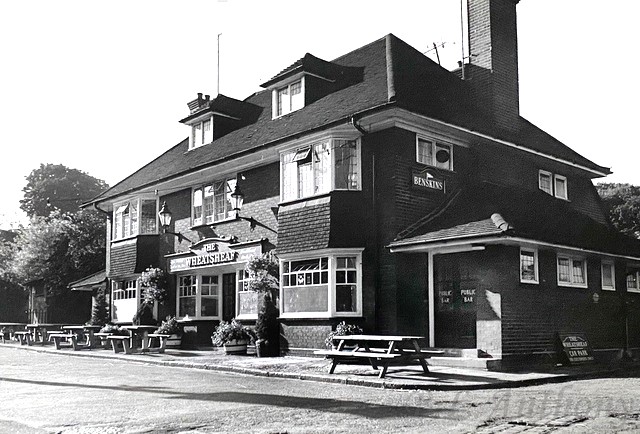 The Wheatsheaf pub that stood on Lower High Street in Oxhey Village, Watford, from 1930 to 1970